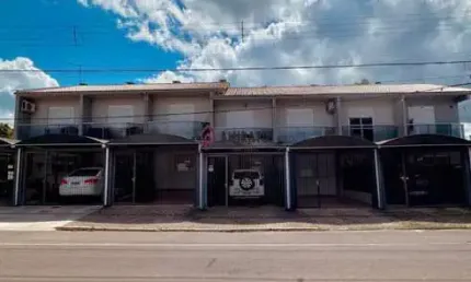 Sobrado semimobiliado com churrasqueira, Monte Verde, Farroupilha - Venda