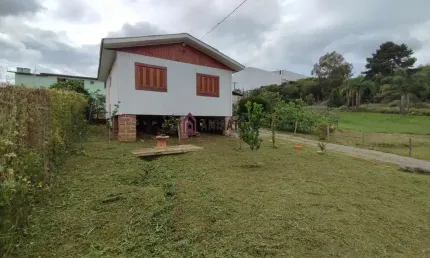 Terreno à venda em Farroupilha no Loteamento Vitória no Monte Verde - 42m² de área construída
