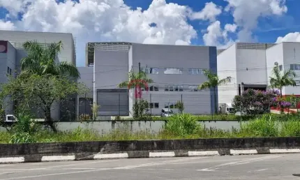 CONDOMÍNIO INDUSTRIAL/COMERCIAL COM PORTARIA / RAPOSO TAVARES