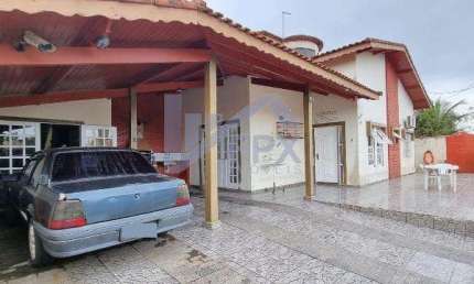 Casa para Venda em Itanhaém, Jardim Regina, 4 dormitórios, 2 suítes, 1 banheiro, 3 vagas