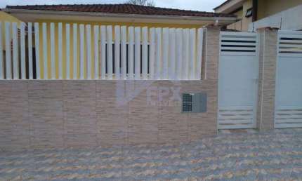 Casa para Venda em Itanhaém, Tupy, 3 dormitórios, 1 suíte, 1 banheiro, 2 vagas