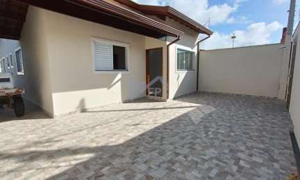 Casa para Venda em Itanhaém, Tupy, 3 dormitórios, 1 suíte, 1 banheiro, 2 vagas