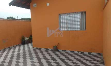 Casa para Venda em Mongaguá, Jussara, 2 dormitórios, 1 suíte, 1 banheiro, 2 vagas