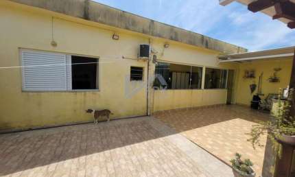 Casa para Venda em Itanhaém, Jardim Grandesp, 3 dormitórios, 3 banheiros, 4 vagas