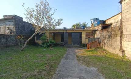Casa para Venda em Itanhaém, Balneário Gaivota, 2 dormitórios, 1 banheiro, 10 vagas