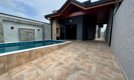 Casa com 2 quartos à venda no Centro, Peruíbe 