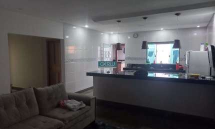 Casa com 3 quartos à venda na das Flores, 200, Chácara Contagem, Contagem por R$ 550.000