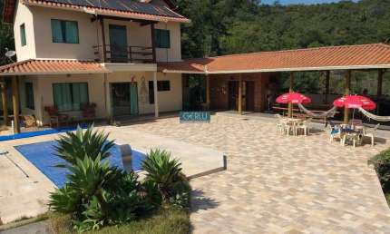 Casa em condomínio fechado com 3 quartos à venda na das Sibipirunas, 450, Gentileza, Betim por R$ 850.000