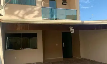 Casa com 3 quartos à venda na Trinta e Três, 69, Tropical, Contagem por R$ 480.000