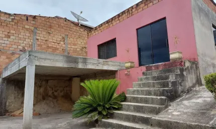 Casa com 3 quartos à venda na Castanheiras, 181, Residencial Taquaril, Betim por R$ 590.000