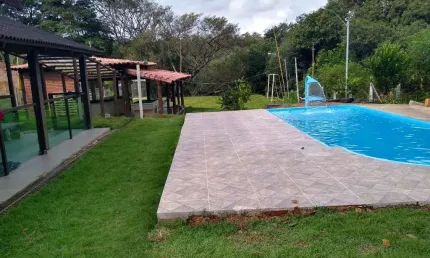 Chácara / sítio com 3 quartos à venda na Estrada de Terra, 100, Parque do Girassol, Esmeraldas por R$ 599.000