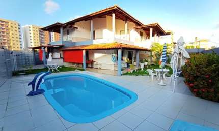 NO RESID. PARQUE ITAPUÂ, MARAVILHOSA CASA DE ESQUINA, NASCENTE, C/ PISCINA, CONDOMÍNIO, C/ ACESSO À ITAPUÃ E AVENIDA PARALELA