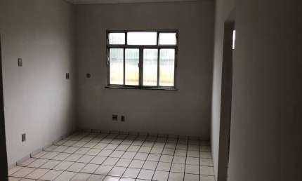 Sala comercial com 1 sala para alugar na Rua Governador Celso Peçanha, 1138, Banco de Areia, Mesquita