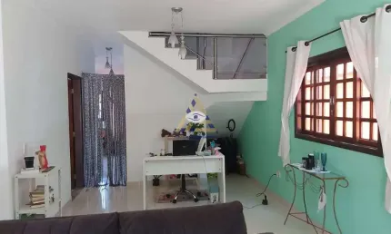 Casa com 3 dorms, Vila Oliveira, Mogi das Cruzes - R$ 860 mil, Cod: 393