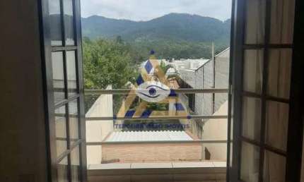Casa com 3 quartos, Vila Suissa, Mogi das Cruzes - R$ 665 mil, Cod: 574