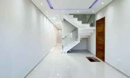 Sobrado novo com três suites, acabamento alta qualidade, proxímo ao centro de arujá