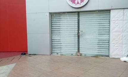 Ponto comercial/Loja/Box para aluguel possui 80 metros quadrados em Madalena - Recife - PE