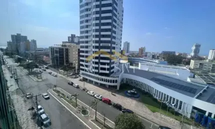 Apartamento 3 dormitórios na Avenida da Igreja com vista pro mar