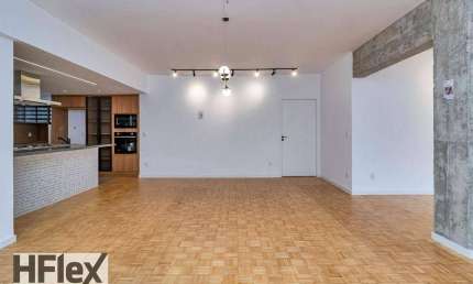 Apartamento reformado 220m2 - 3 dormitórios sendo 1 suíte- 2 vagas - Cerqueira Cesar - SP