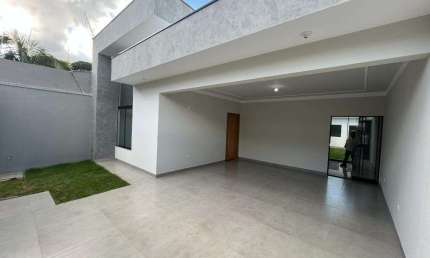 Casa à venda em Maringá, Jardim Alvorada, com 3 quartos, com 150 m²