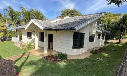 Casa à venda em Sarandi, Parque Alvamar, com 3 quartos, com 190 m², Condomínio Estância Zaúna
