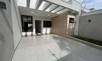 Casa à venda em Maringá, Jardim Araucária, com 3 quartos, com 93 m²