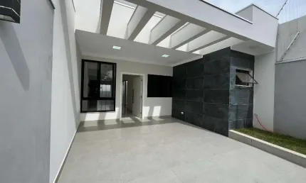 Casa à venda em Maringá, Jardim Araucária, com 3 quartos, com 93 m²