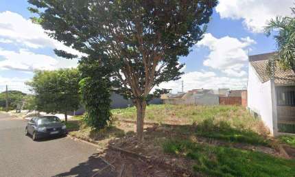 Terreno à venda em Maringá, Jardim Oriental, com 400 m²