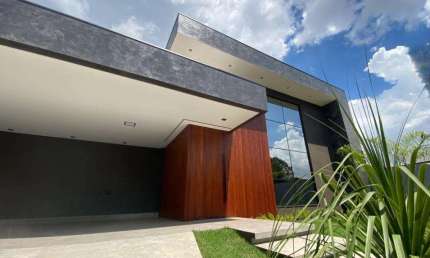Casa à venda em Maringá, Jardim Michelangelo, com 4 suítes, com 255 m²