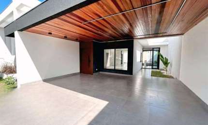 Casa à venda em Maringá, Jardim Tóquio, com 3 suítes, com 207 m²