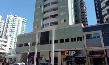 Apartamento à venda no Torre Horácio Raccanello Filho na Zona 07 em Maringá/PR com 72 m² privativos