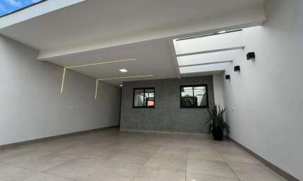 CASA a VENDA em MARINGÁ, Jardim América, com 3 quartos, com 105 m²