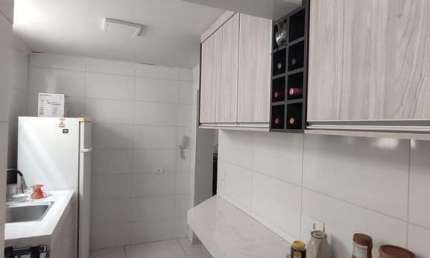 Apartamento à venda em Maringá, Zona 7, com 3 quartos, com 77 m², Residencial Maurício Schulman