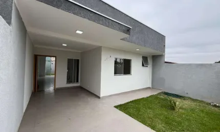 Casa à venda em Maringá, Jardim Piatã, com 3 quartos, com 90 m²