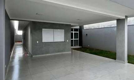 Casa à venda em Maringá, Jardim Munique, com 3 quartos, com 125 m² de construção