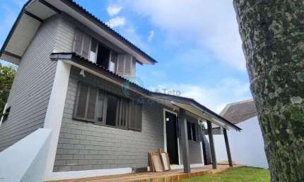 Casa à venda no bairro Ingleses Norte - Florianópolis/SC