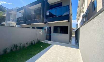 Casa à venda no bairro Ingleses do Rio Vermelho - Florianópolis/SC
