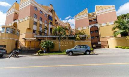 Apartamento com 3 quartos à venda na Rua Jorge Bonn, 231, Tingui, Curitiba por R$ 390.000