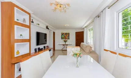 Casa com 3 quartos à venda na rua trinidad tobago, 124, centro, pinhais por r$ 900.000