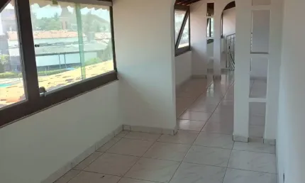 Casa 6 Quartos + 2 Kitnets – Avenida Principal – Jaguaribe