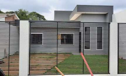 Casa para Venda em Foz do Iguaçu, Jardim Curitibano IV, 3 dormitórios, 1 suíte, 2 banheiros, 4 vagas
