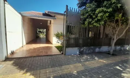 Casa para Venda em Foz do Iguaçu, Jardim Lancaster I, 3 dormitórios, 1 suíte, 2 banheiros, 3 vagas