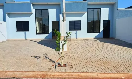 Casa para Venda em Foz do Iguaçu, Residencial Ilha Bella, 2 dormitórios, 1 banheiro, 2 vagas