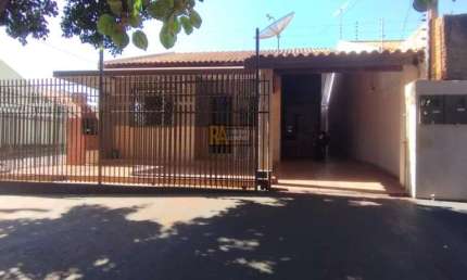 Casa para Venda em Foz do Iguaçu, Pilar Parque Campestre, 2 dormitórios, 1 banheiro, 2 vagas
