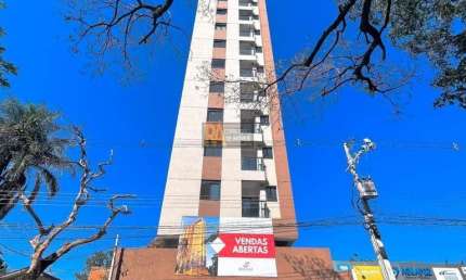Apartamento para Venda em Foz do Iguaçu, Condomínio Le Majestic, 2 dormitórios, 1 suíte, 2 banheiros, 1 vaga