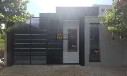 Casa para Venda em Foz do Iguaçu, Loteamento Parque da Lagoa, 2 dormitórios, 1 suíte, 2 banheiros, 1 vaga