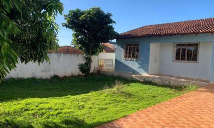 Casa para Venda em Foz do Iguaçu, Parque Morumbi II, 3 dormitórios, 1 suíte, 1 banheiro, 2 vagas