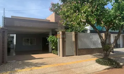 Casa para Venda em Foz do Iguaçu, Jardim Nova Esperança, 3 dormitórios, 1 suíte, 1 banheiro, 3 vagas