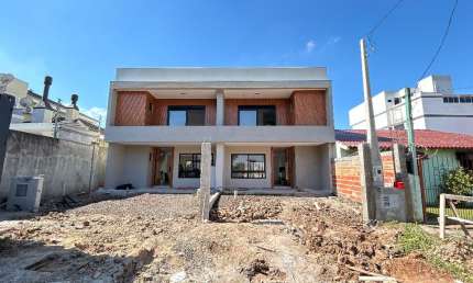 Sobrado de 143 M², de alto padrão no bairro Igara em Canoas!