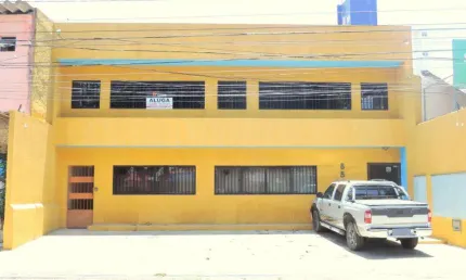 Excelente Prédio Comercial à Venda na Av. Alexandrino de Alencar!